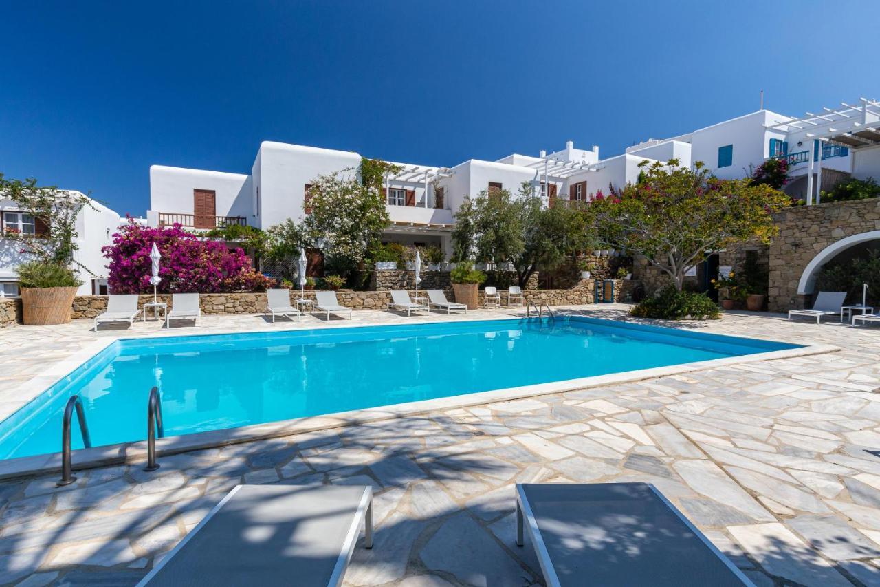 Callisti Mykonos Town With Pool View And Calypso Upper Floor With Sea View Exterior photo